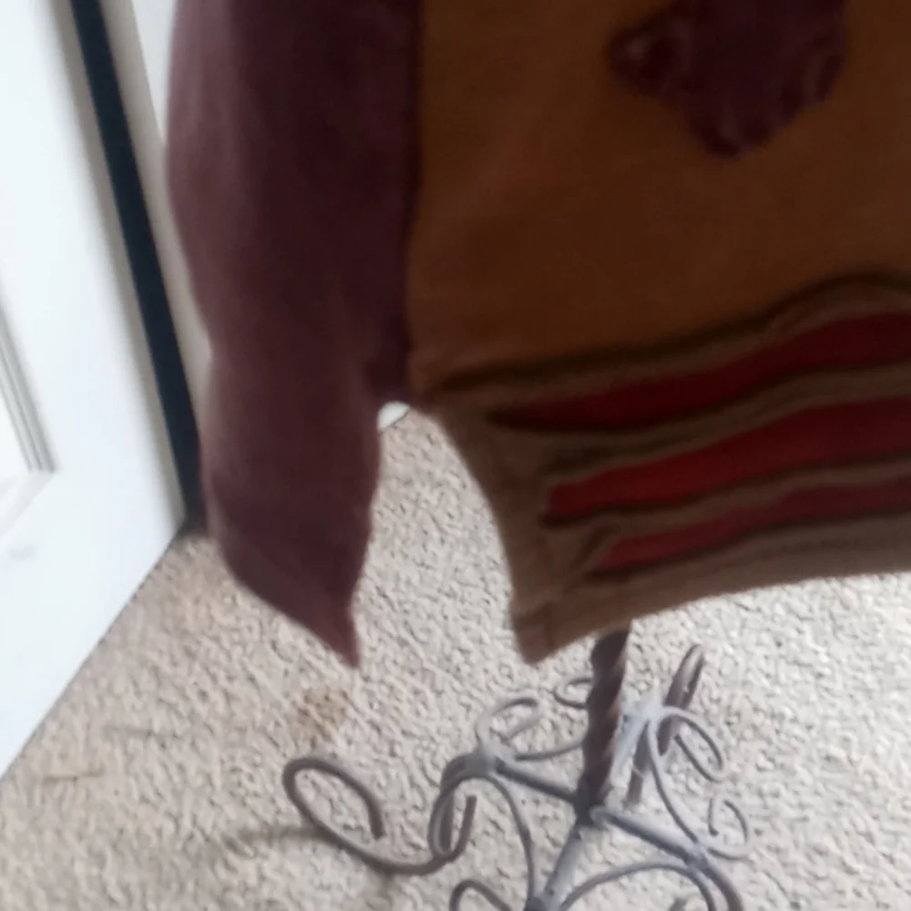 Top - Picture 5 of 6